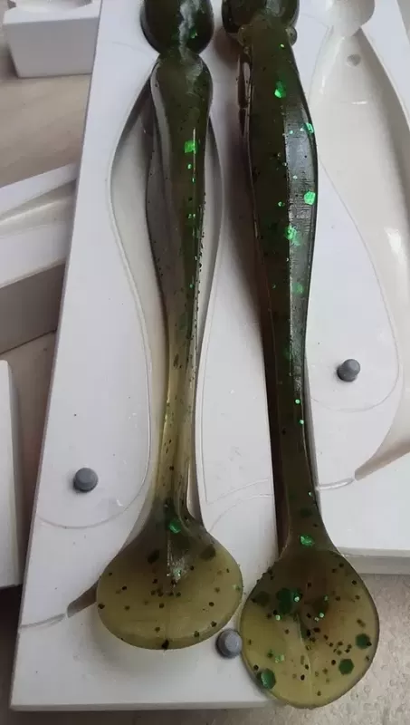 COMMANDER SHAD 120