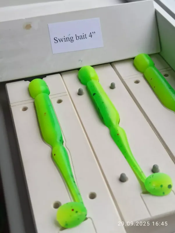 Swing bait 4
