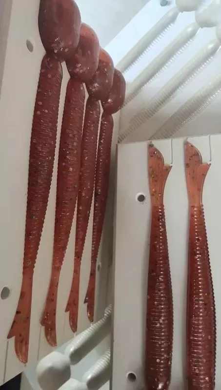 Fish Tail 3.8