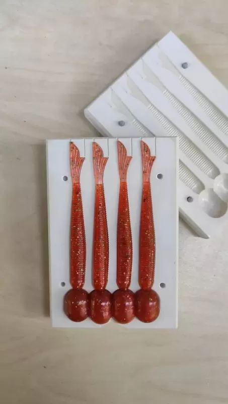 Fish Tail 3.8