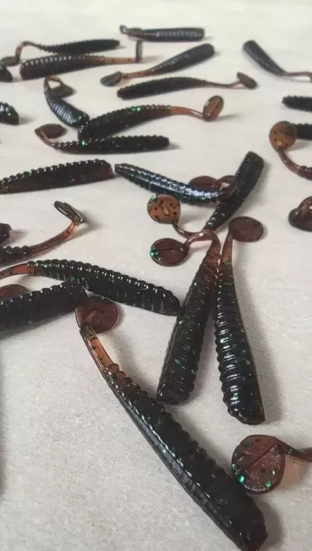 Ringer Shad 40 (12пр.)