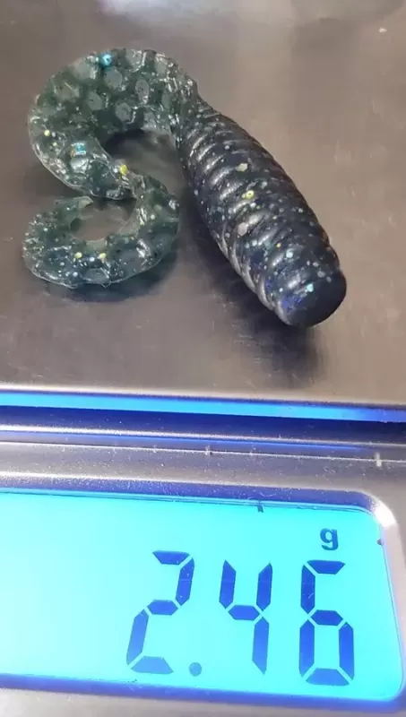 Curly Grub 60